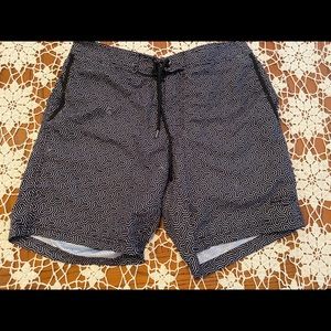 Swim Trunks.    Tote FF